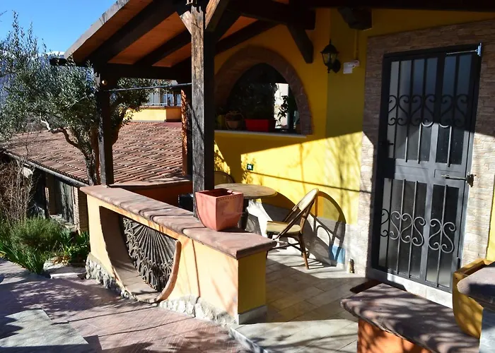 Oda ve Kahvaltı Costa Del Gallo Pacentro