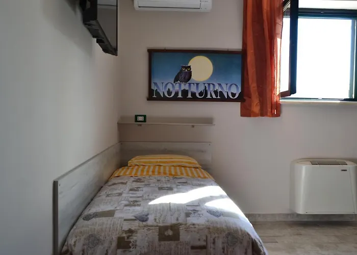 Oda ve Kahvaltı Costa Del Gallo Pacentro